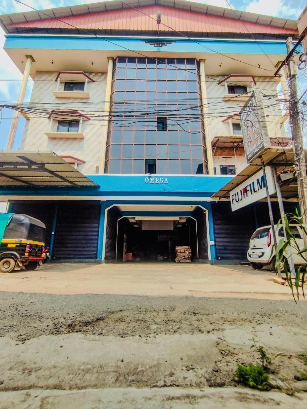 Omega Tourist Home Thrissur Экстерьер фото